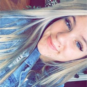 Meet your Posher, Mallory